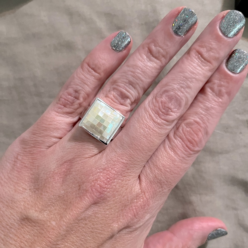 NWT Park Lane Mother of Pearl mosaic ring Sz 8